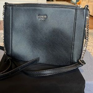 Elegant Black Guess crossover.